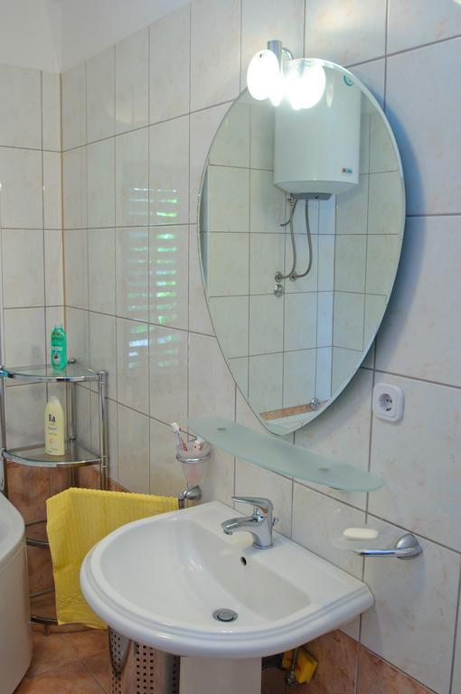 Hella Apartments Trogir Ruang foto