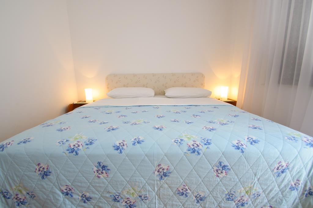 Hella Apartments Trogir Ruang foto