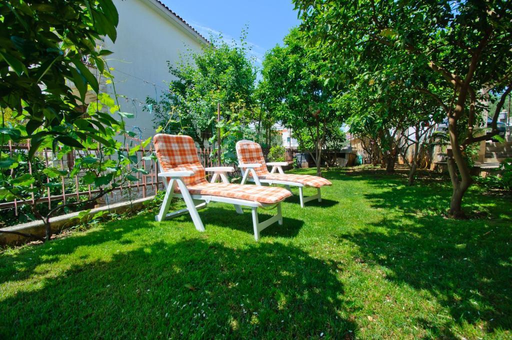 Hella Apartments Trogir Bagian luar foto