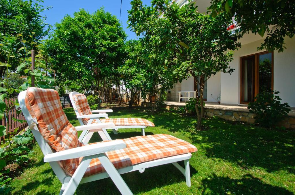 Hella Apartments Trogir Bagian luar foto