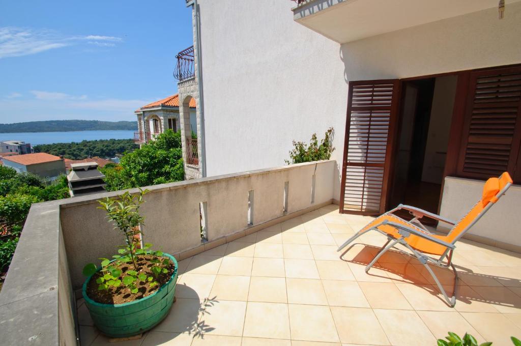 Hella Apartments Trogir Bagian luar foto