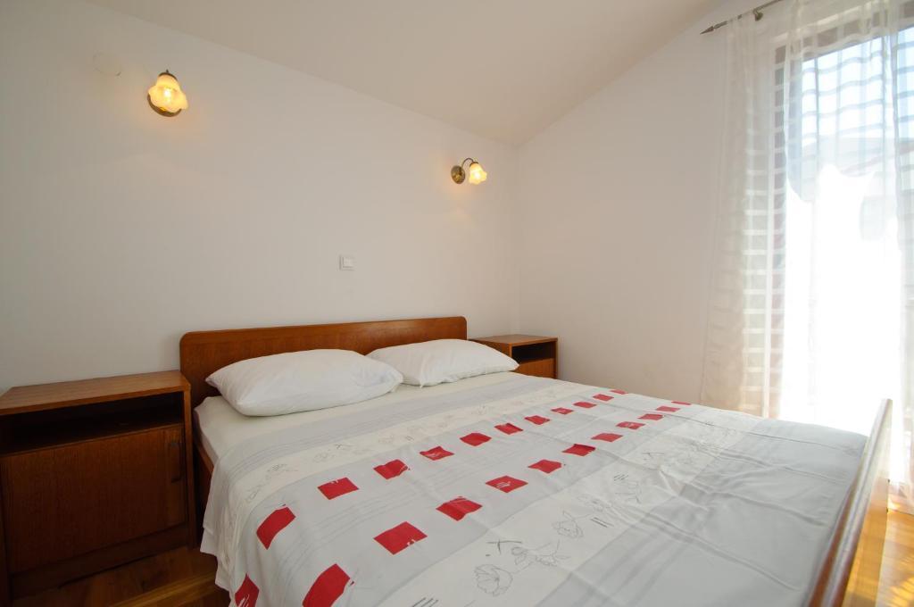 Hella Apartments Trogir Bagian luar foto